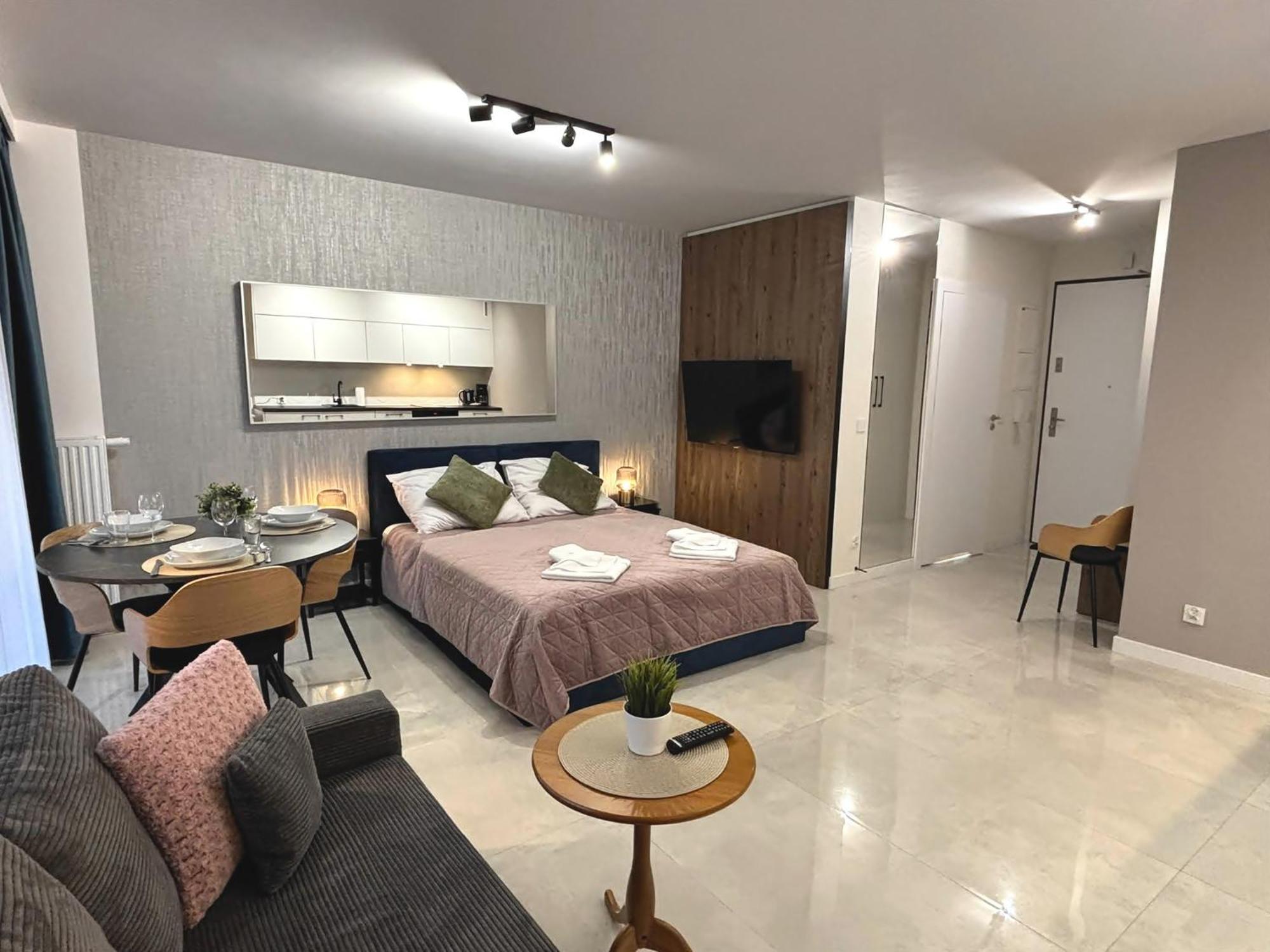 Sun Towers - Apartamenty Bryza - Apartamenty Z Parkingiem 斯维诺乌伊希切 外观 照片